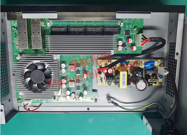 Ruoxi SKS7300-8GPY4XGS internal structure